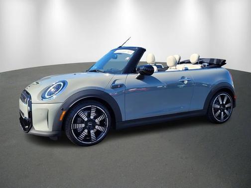 2023 MINI Convertible 