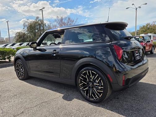 2026 MINI Hardtop 