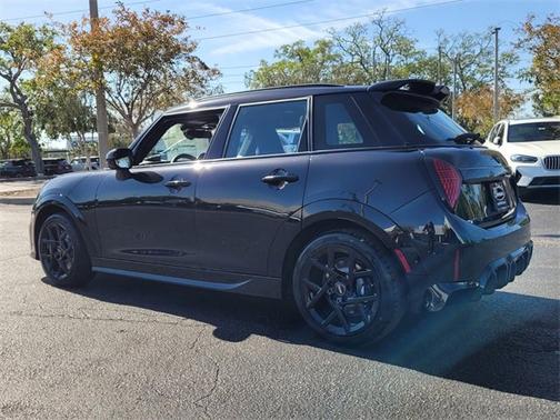2025 MINI Hardtop 
