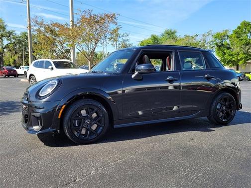 2025 MINI Hardtop 