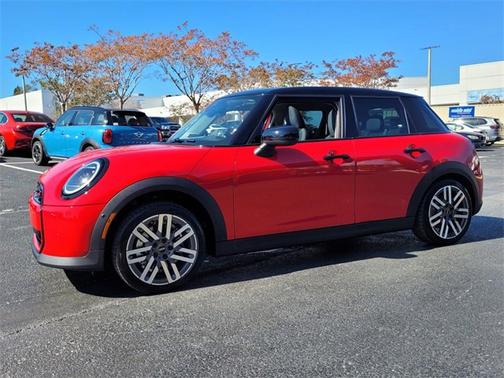 2025 MINI Hardtop
