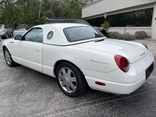 Photo 3 of 28 of 2003 Ford Thunderbird Premium