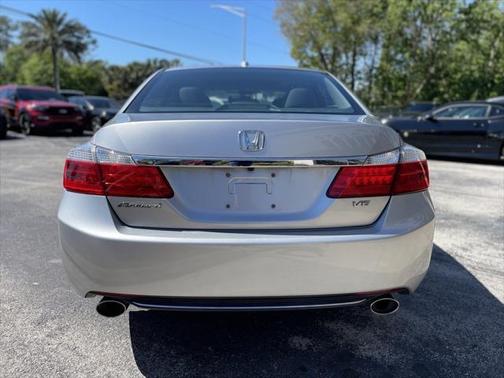 Photo 4 of 26 of 2014 Honda Accord EX-L