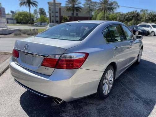 Photo 5 of 26 of 2014 Honda Accord EX-L