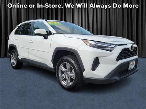 2022 Toyota RAV4 XLE