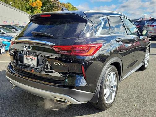2021 INFINITI QX50 LUXE AWD