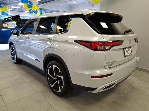 2025 Mitsubishi Outlander PHEV SE S-AWC