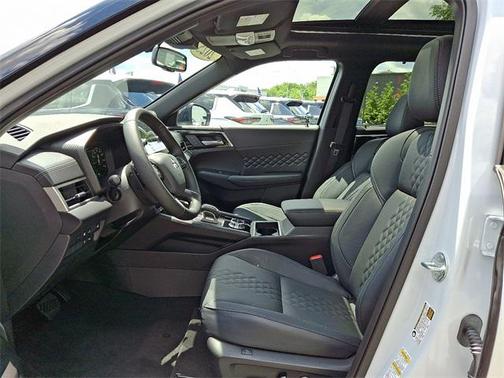 2025 Mitsubishi Outlander PHEV SEL