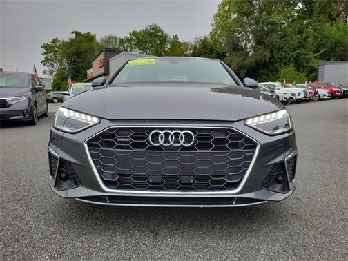 2023 Audi A4 45 S line Premium Plus