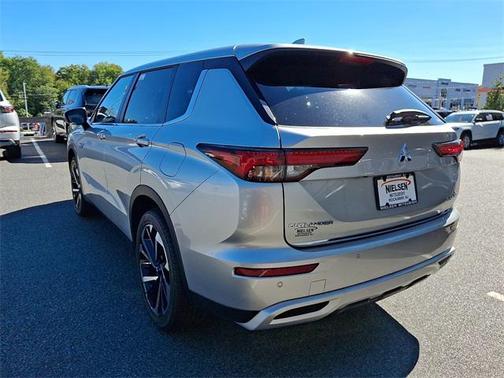 2025 Mitsubishi Outlander PHEV SE S-AWC