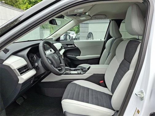 2025 Mitsubishi Outlander SE 2.5 S-AWC