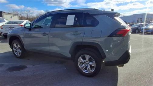 2022 Toyota RAV4 XLE