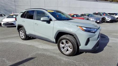 2022 Toyota RAV4 XLE