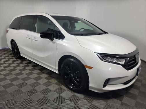 2024 Honda Odyssey 