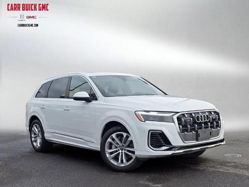 Carrara White 2025 Audi Q7 55 Premium Plus