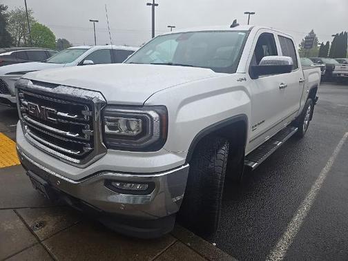 White Frost Tricoat 2018 GMC Sierra 1500 SLT