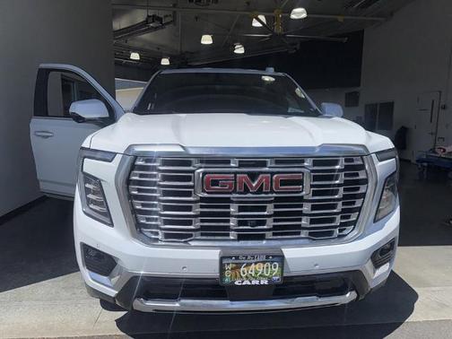 Glacier White Tricoat 2026 GMC Yukon XL Denali