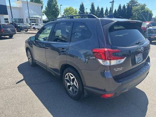 Dark Gray Metallic 2019 Subaru Forester Premium