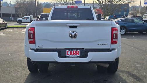 Bright White Clearcoat 2020 RAM 3500 Laramie Crew Cab 4x4 8' Box
