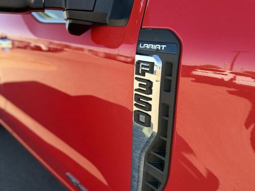 2024 Ford F-350 Lariat