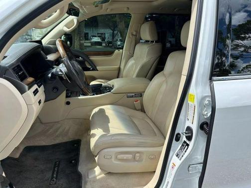 2017 Lexus LX 570 Base