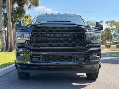 2024 RAM 3500 Limited