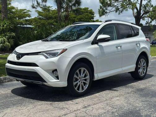 2017 Toyota RAV4 Platinum