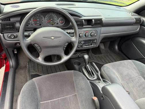 2004 Chrysler Sebring LX