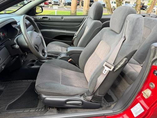 2004 Chrysler Sebring LX