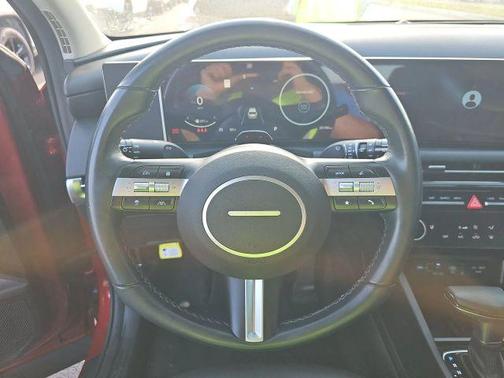 Red 2025 Hyundai TUCSON SEL Convenience