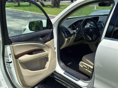 2017 Acura MDX 3.5L w/Technology Package