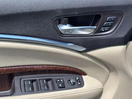 2017 Acura MDX 3.5L w/Technology Package