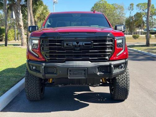 2024 GMC Sierra 1500 AT4X