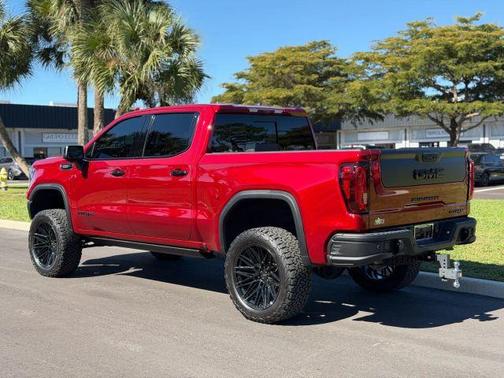 2024 GMC Sierra 1500 AT4X