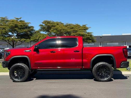 2024 GMC Sierra 1500 AT4X