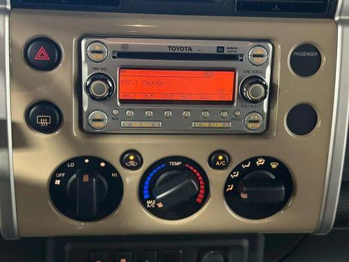 2012 Toyota FJ Cruiser Base