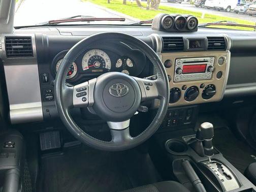 2012 Toyota FJ Cruiser Base