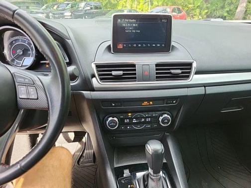 2016 Mazda Mazda3 s Grand Touring