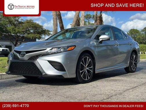 2020 Toyota Camry SE