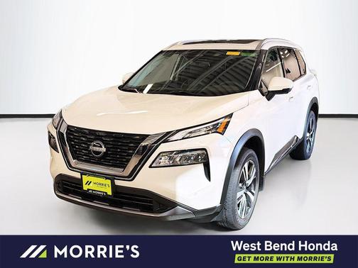Pearl White Tricoat 2023 Nissan Rogue SL