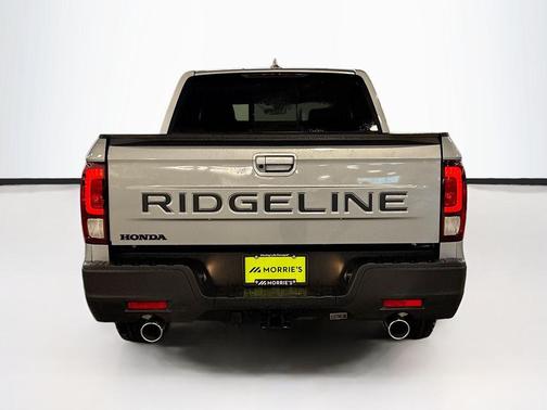 Solar Silver Metallic 2026 Honda Ridgeline RTL