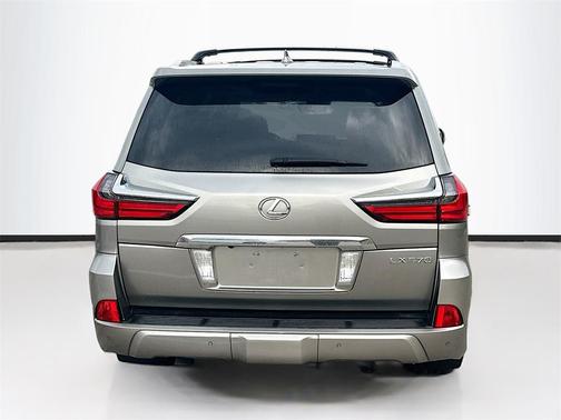 2016 Lexus LX 570 Base