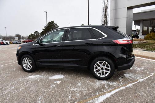 Agate Black Metallic 2024 Ford Edge SEL
