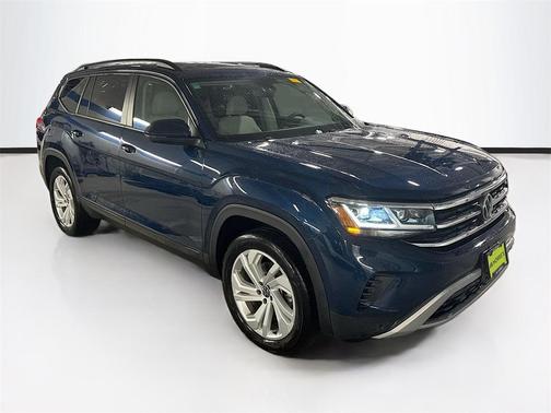 2023 Volkswagen Atlas 3.6L SE w/Technology