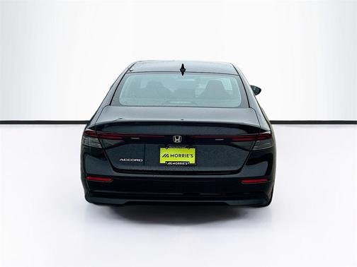 2025 Honda Accord LX 1.5T