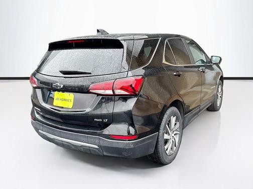 Mosaic Black Metallic 2024 Chevrolet Equinox 1LT