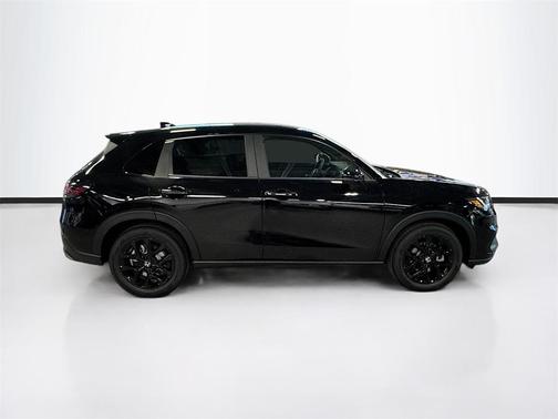 2025 Honda HR-V 2WD Sport