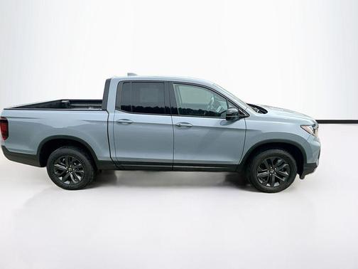 Sonic Gray Pearl 2023 Honda Ridgeline Sport