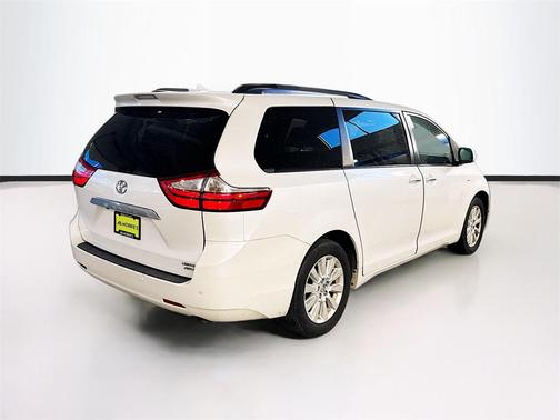 2016 Toyota Sienna Limited