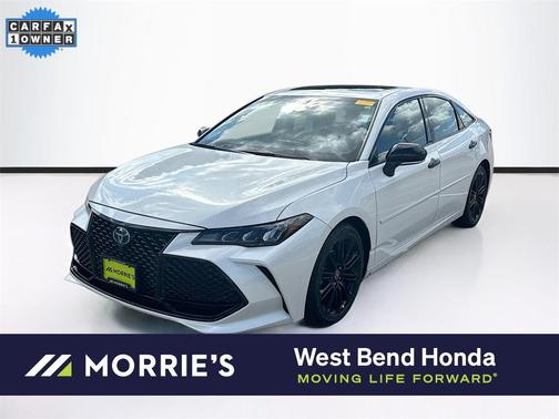 2022 Toyota Avalon Hybrid XSE